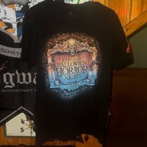 Universal Studios Halloween Horror Nights Large 2017 Tshirt